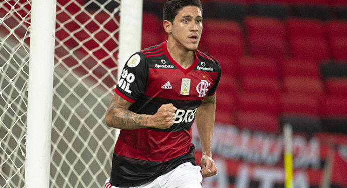 Carrasco nas finais do Carioca, Pedro luta por titularidade contra o Fluminense