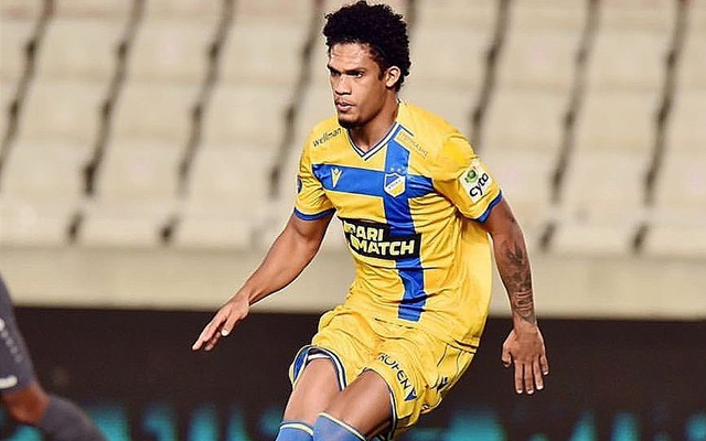 Flamengo acerta empréstimo de Rafael Santos com Apoel