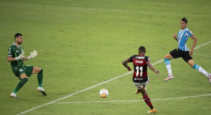 Mata-mata não perdoa: Flamengo acumula 14 erros individuais em quatro jogos e dá vexame em eliminações