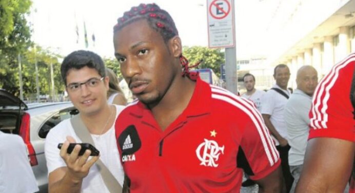 Lembra dele? Ex-Flamengo, Amaral é contratado pelo Macaé e jogará o Carioca 2021