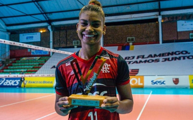 Aniversariante comemora vitória sobre o Flu e exalta superação do Sesc RJ Flamengo