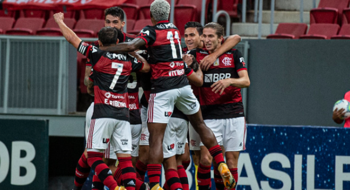 Jornalista analisa tabela do Flamengo e projeta sequência complicada na reta final do Brasileirão