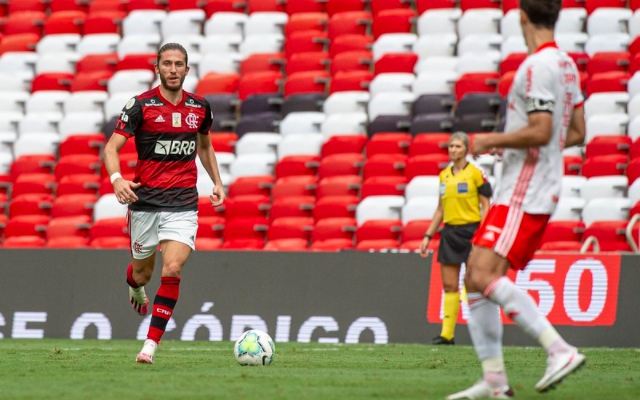 Filipe Luis Curte Publicacao De Rodinei Em Reclamacao Contra Arbitragam De Flamengo X Internacional Flamengo Coluna Do Fla