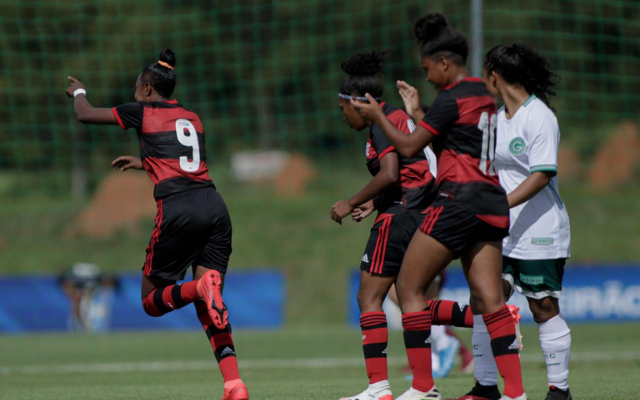Flamengo vence Goiás por 2 a 0 no Brasileiro Feminino sub-18 e mantém 100% de aproveitamento