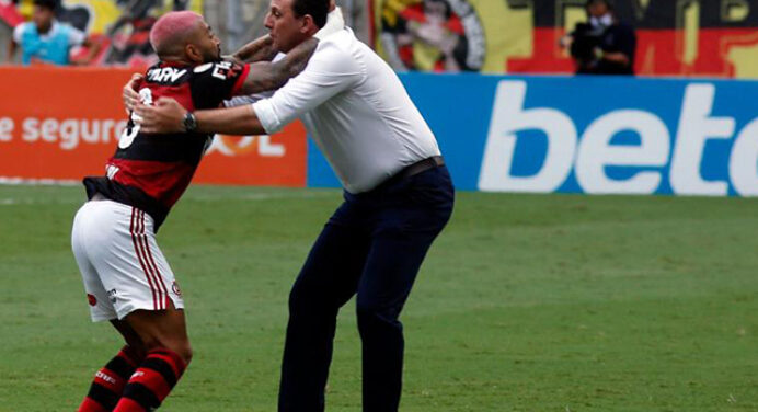 “Com o aproveitamento do Ceni no Brasileiro, qualquer time seria campeão.”, diz comentarista