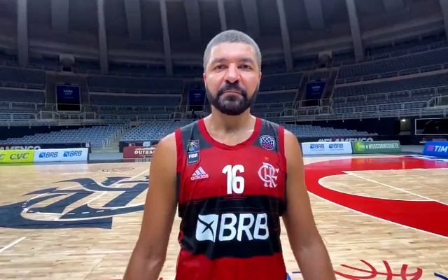 Destaque contra o Minas, Olivinha celebra vitória e elogia trabalho defensivo do Flamengo