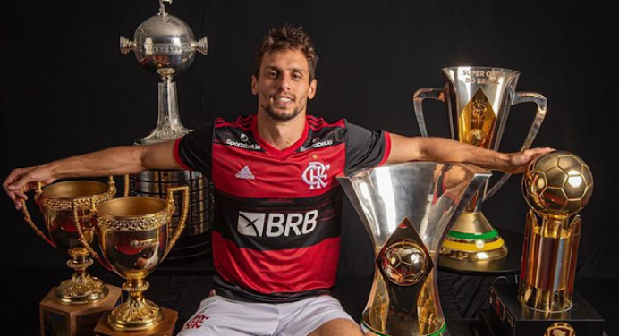 Rodrigo Caio projeta ‘era de títulos’ pelo Flamengo e garante: “Não vai parar por aí”
