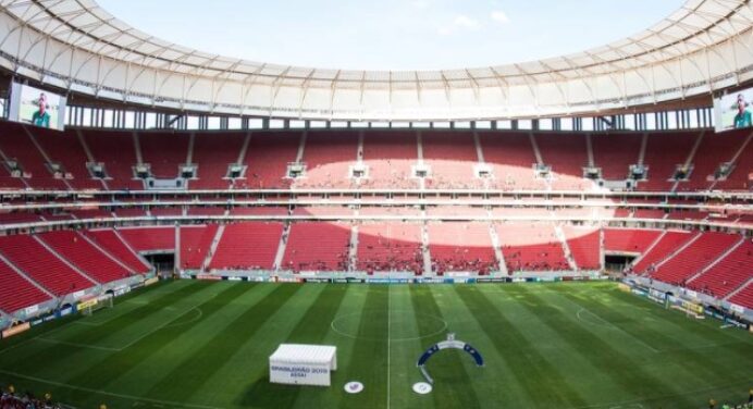 Justiça veta novo pedido de liminar para impedir presença de público no jogo entre Flamengo e Defensa