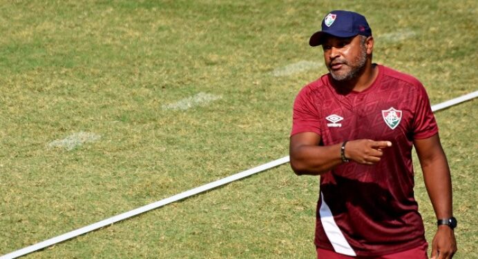 Fluminense terá time mais experiente para jogo contra o Fla; veja provável escalação