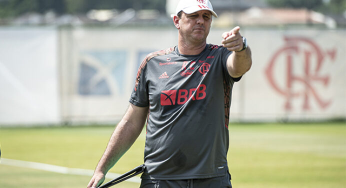 Rogério Ceni rasga elogios à estrutura do Flamengo, mas aponta necessidade de melhorias