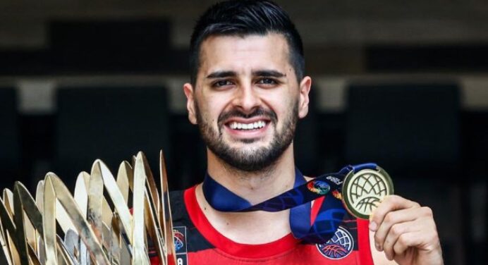 Armador argentino deixa o Flamengo após conquista da Champions de basquete