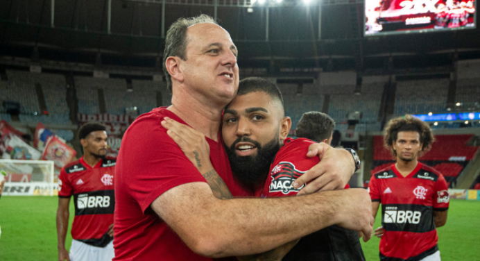 Jornalista enaltece momento de Ceni no Flamengo: “É visível o nível de confiança do grupo”