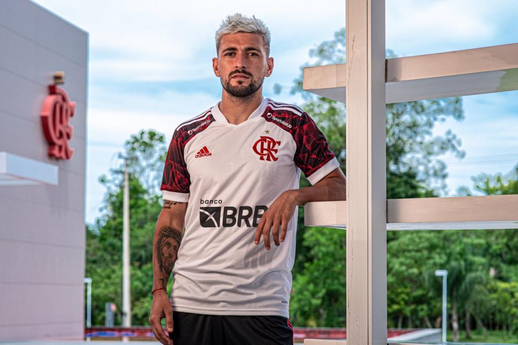 Flamengo define data para estreia do novo uniforme 2