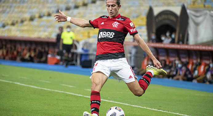 Filipe Luís tem maior nota entre laterais esquerdos na primeira fase da Libertadores
