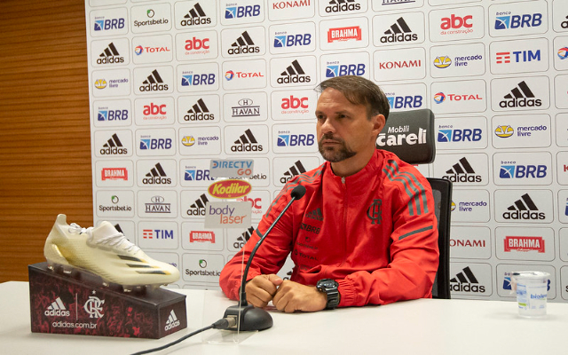 Maurício Souza aprova atuação do Flamengo, mas prega foco na evolução: “Busca pela excelência é constante”