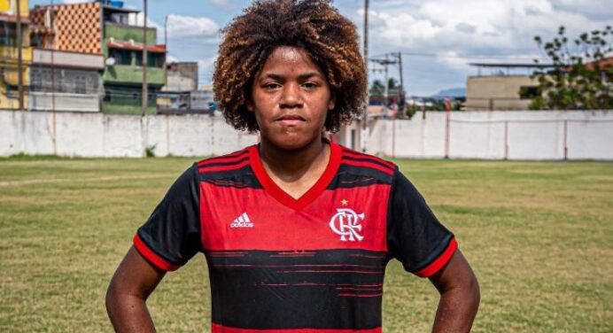 Flamengo fecha com mais cinco reforços para time feminino sub-18