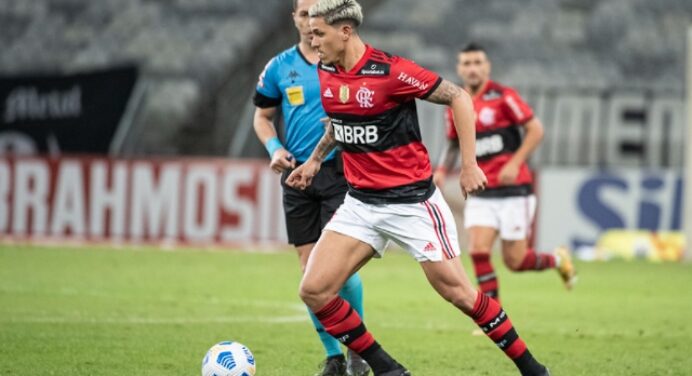 Clube russo sonda situação de Pedro, Flamengo não abre conversa e estipula valor milionário pelo atacante