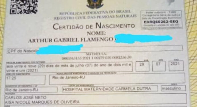 Torcedor faz homenagem inusitada, coloca “Flamengo” no nome do filho e ainda reverencia ídolos