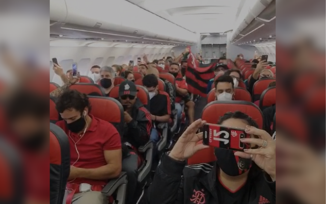 Torcida, palmas e bolão: como foi ver o jogo do Brasil dentro de um avião -  24/07/2023 - UOL Nossa