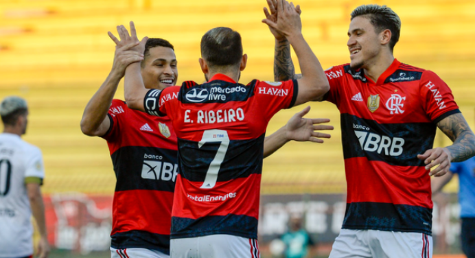 Campeão de 87 vence o Sport, e flamenguistas não perdoam nas redes sociais; veja reações
