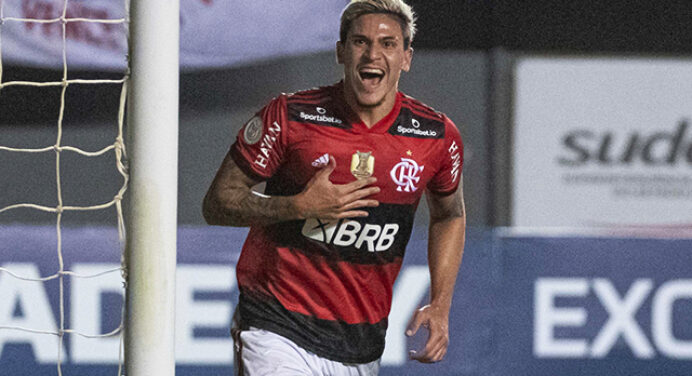 Pedro espera nova chance como titular no Flamengo após seis jogos