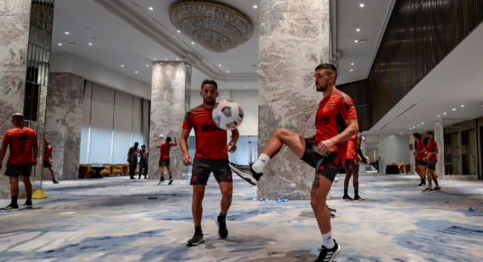 Flamengo faz última atividade antes de enfrentar o Barcelona de Guayaquil 