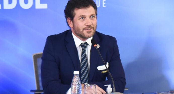 Presidente da Conmebol envia mensagem a Landim e dá pista sobre final da Libertadores