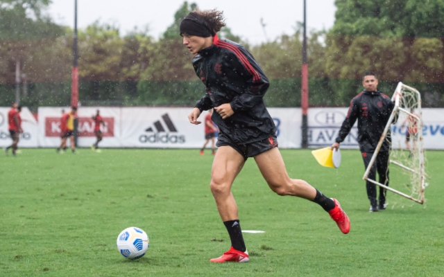 David Luiz inicia trabalho de transição no Flamengo; Bruno Henrique segue em processo de recuperação