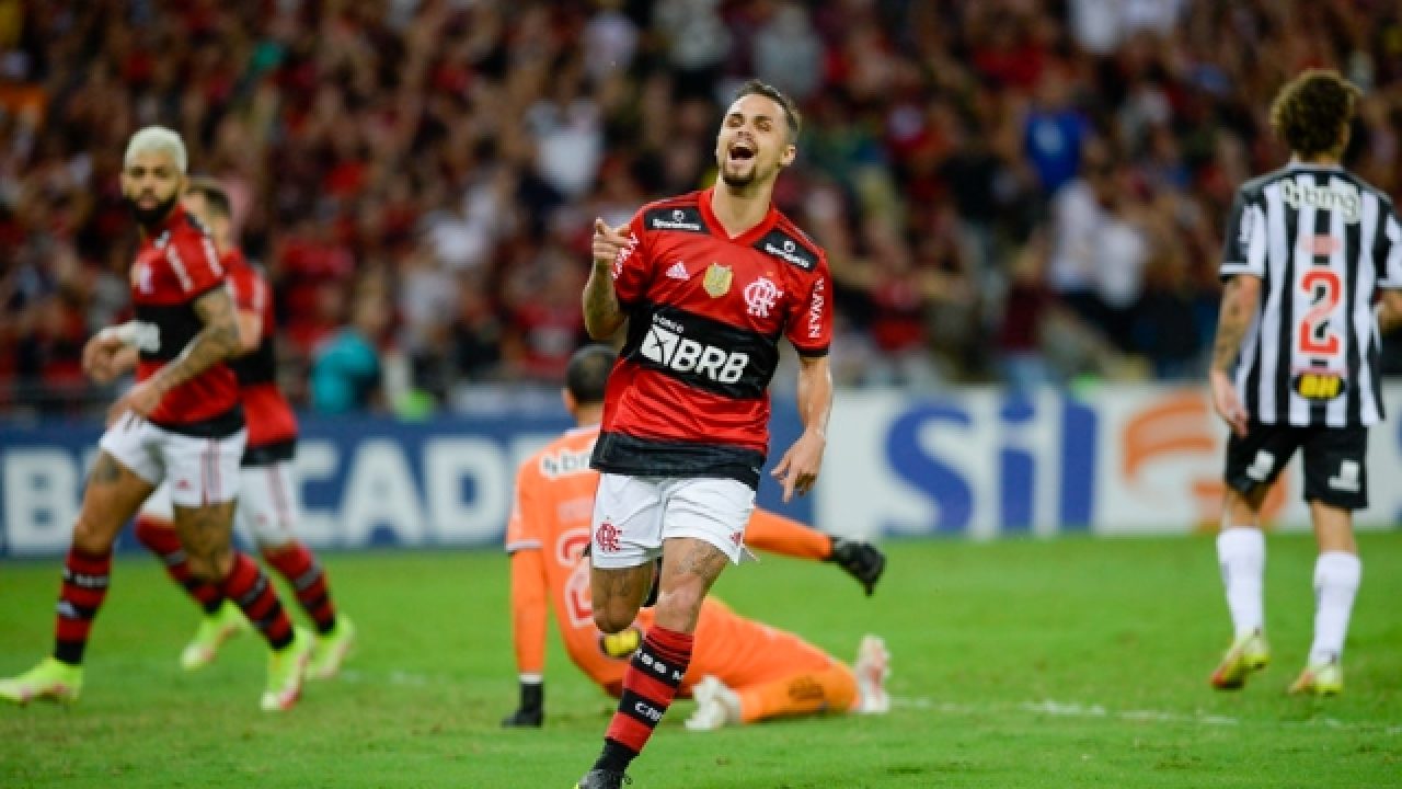 Flamengo vira vice-líder com melhor ataque