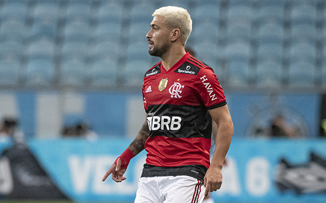 Arrascaeta deixa renovação com o Flamengo nas mãos do empresário