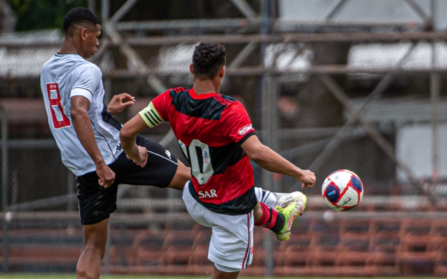 Flamengo perde para o Vasco e acaba eliminado do Carioca sub-17