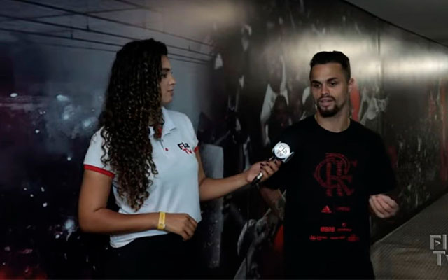 Bastidores: Michael dedica gols contra o Atlético-GO para Marília Mendonça