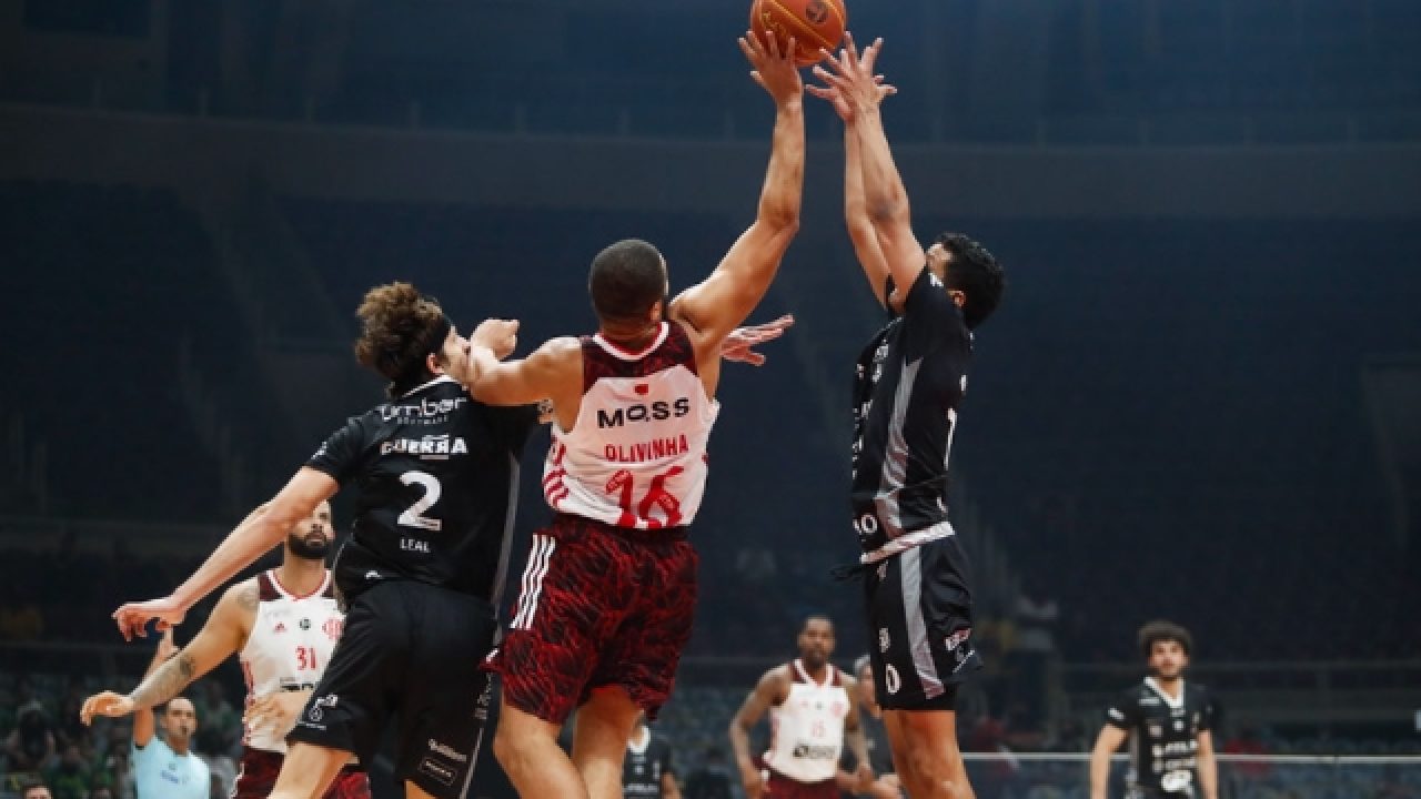 Ao Vivo Assista A Flamengo X Minas Pelo Nbb Noticias Flamengo Coluna Do Fla