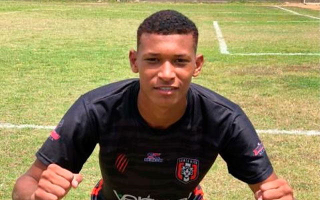 Flamengo contrata joia para as categorias de base