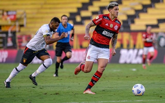 Flamengo tem mais que o triplo de gols marcados que o Sport no Brasileirão