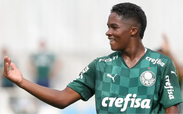 Pai de promessa do Palmeiras revela contato do Fla: “Estavam dispostos a pagar o que fosse preciso”