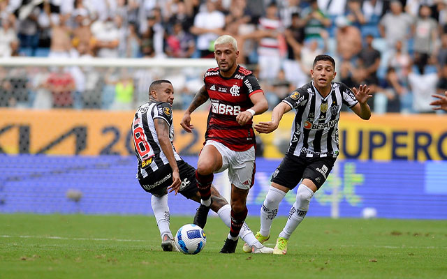 Jornalista compara Atlético-MG x Flamengo com City x Tottenham, pela Premier League