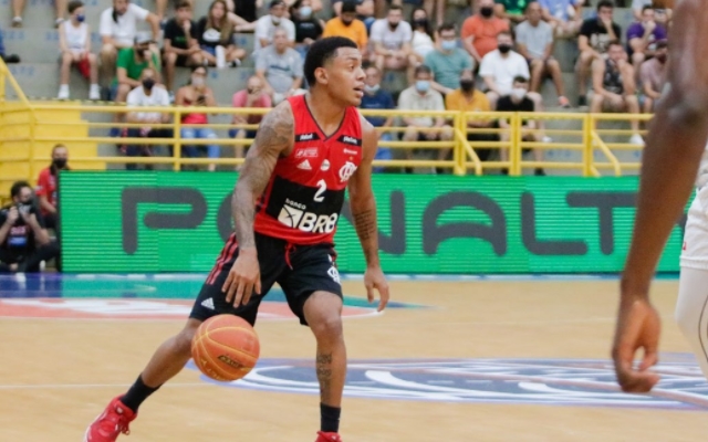 Flamengo perde para Franca e desperdiça chance de encostar na liderança do NBB