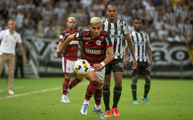 Flamengo notifica o STJD contra o Ceará por maus tratos a torcedores