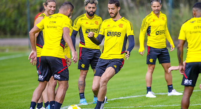 Na Colômbia, Flamengo realiza último treino antes de jogo contra o Tolima