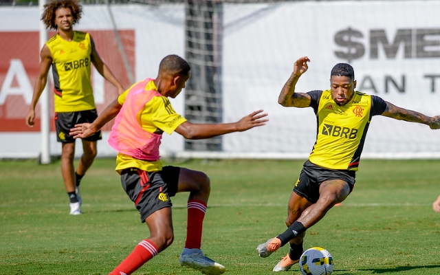 Flamengo inicia preparação para jogo contra Atlético-MG; veja imagens