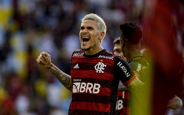 AGORA  Pedro é confirmado como titular em jogo do Flamengo após