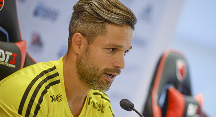 Flamengo será o último time brasileiro da carreira de Diego Ribas