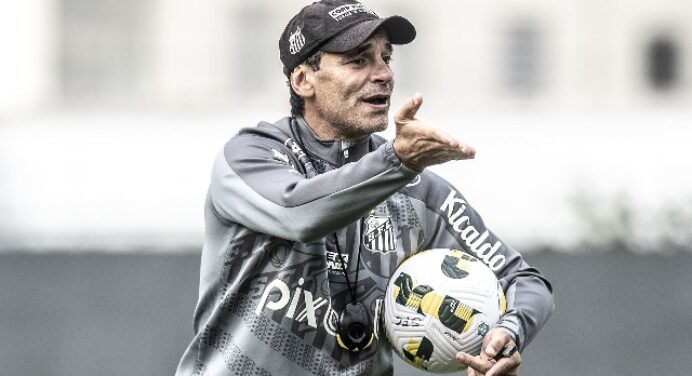 Flamengo mantém invencibilidade contra Fabián Bustos, técnico do Santos