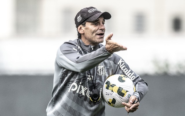 Flamengo mantém invencibilidade contra Fabián Bustos, técnico do Santos