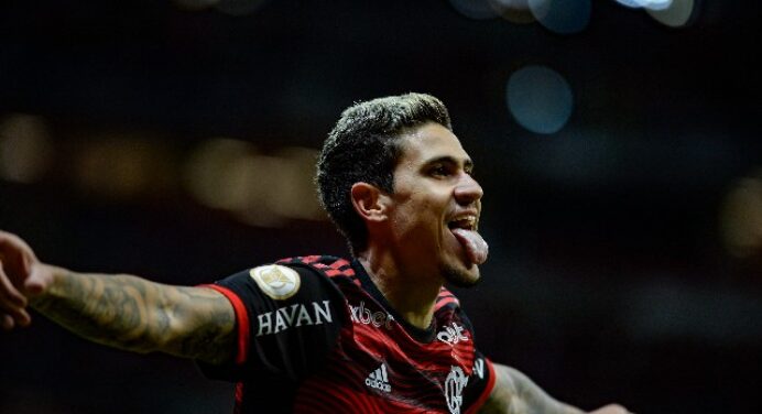 Pedro chega a números impressionantes no Flamengo sob o comando de Dorival