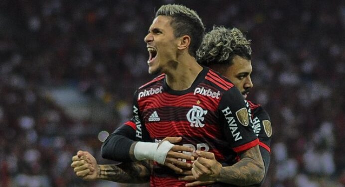 Show de Pedro! Flamengo atropela Tolima e se classifica às quartas da Libertadores