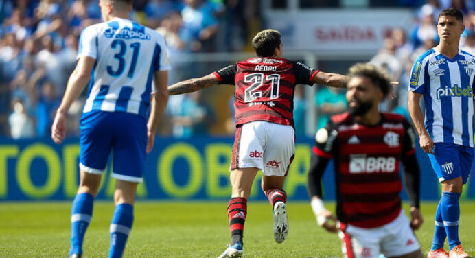 Em nota, rebaixado Avaí repudia mudança de data do jogo contra o Flamengo: “Prejudica nosso planejamento”