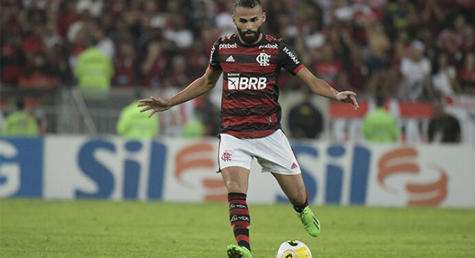 Thiago Maia revela otimismo mesmo suspenso na Copa do Brasil: “Grupo está 100% focado”