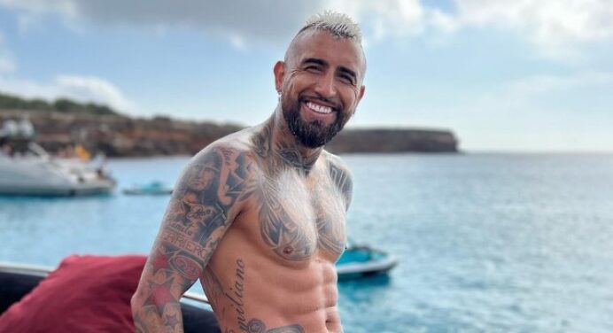 Flamengo vai pagar R$ 20 milhões a Vidal por todo período de contrato; entenda
